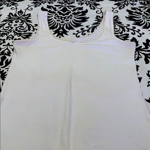 Off-white tank top and red tank top